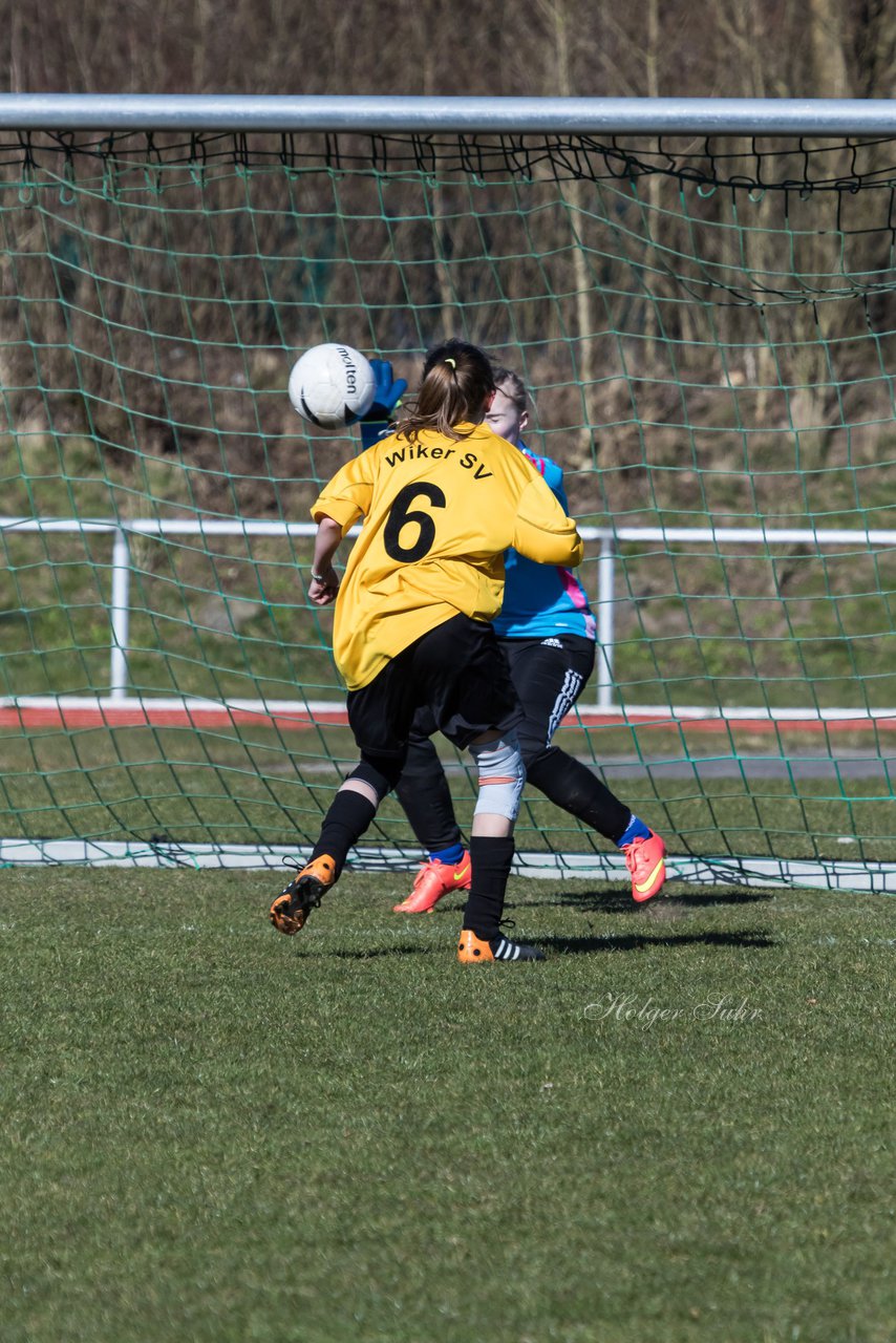 Bild 193 - C-Juniorinnen VfL Oldesloe - Wiker SV : Ergebnis: 0:5